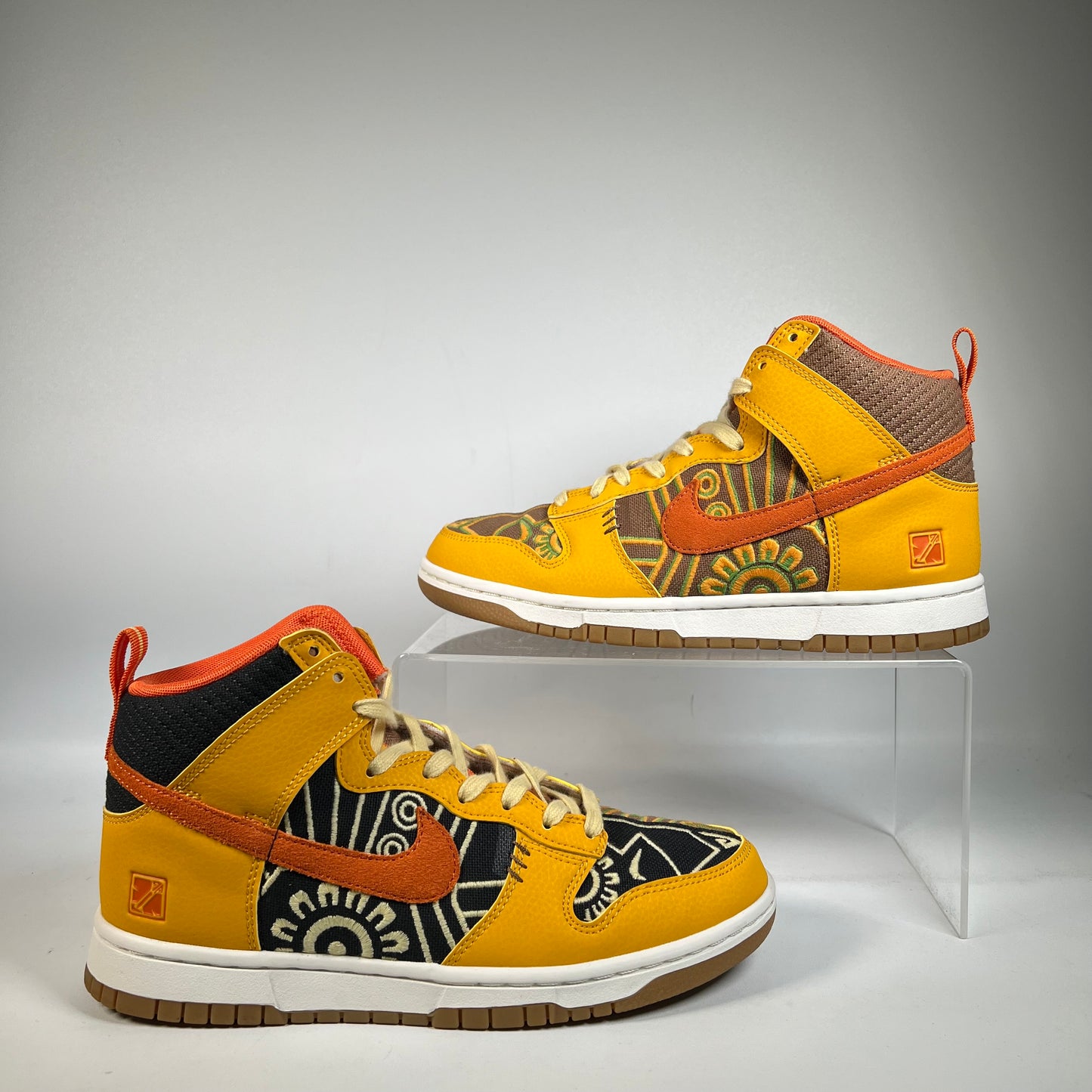 Nike Dunk High Somos Familia (2022) Size 8 USED S21524