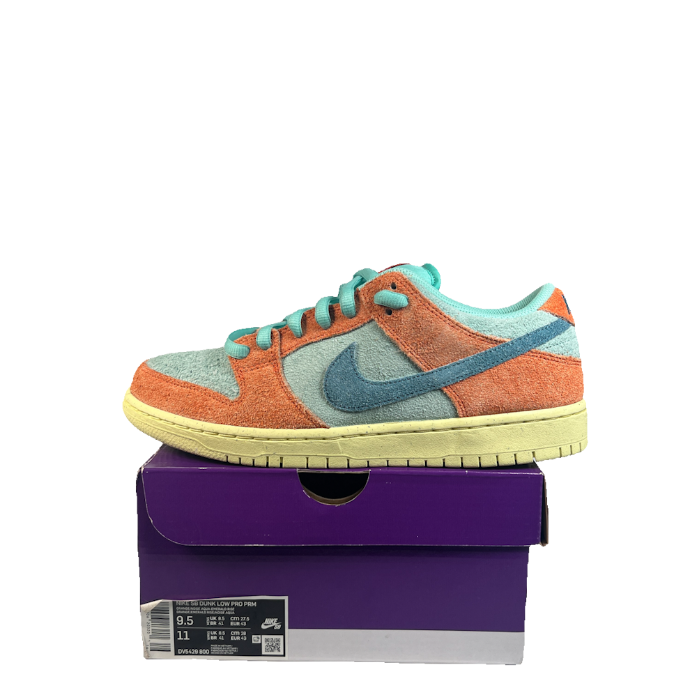 Nike SB Dunk Low Orange Emerald Rise (2023) Size 9.5 NEW s23367
