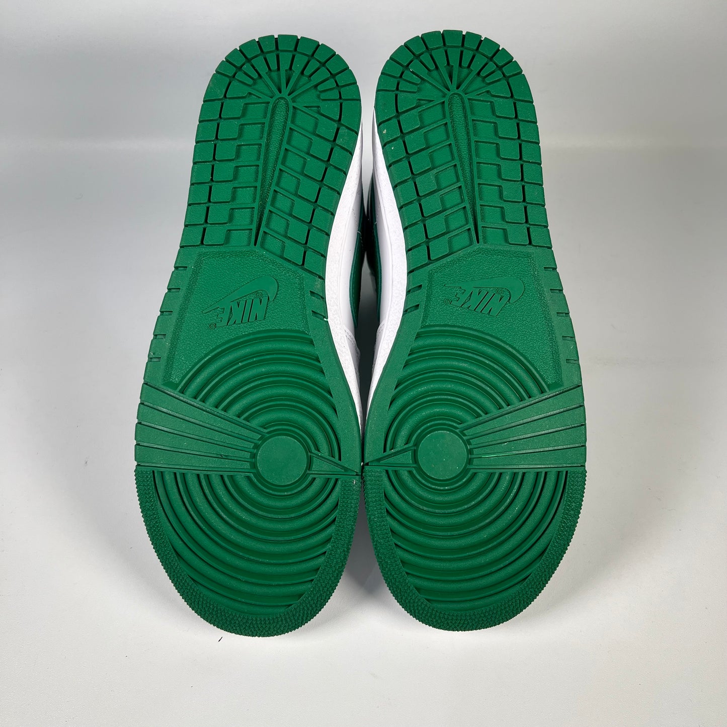 Nike Jordan Air Ship Pine Green (2023) Size 9.5 USED S19783