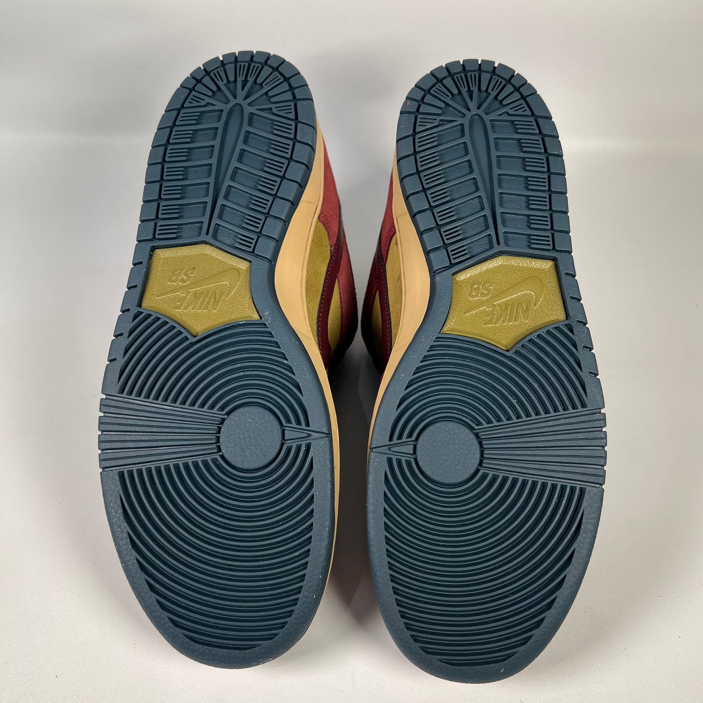 Nike SB Dunk Low Dark Team Red Olive Flak (2025) Size 11 NEW s19005