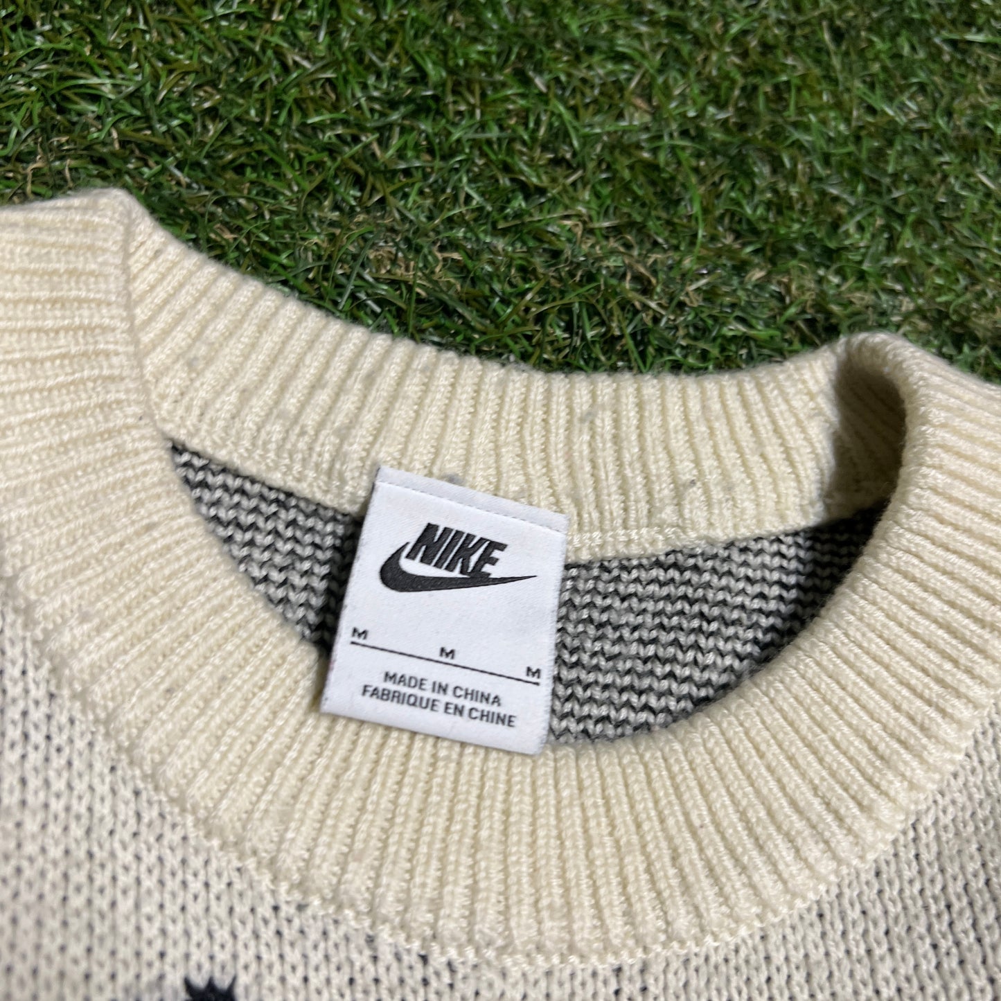 Stussy x Penny Knit AOP Cream Crewneck Size Medium USED x13787