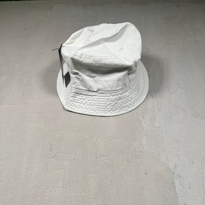 Nike Cream Logo Bucket Hat Size Large NEW v19062