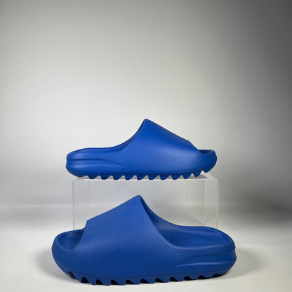 Yeezy Slide Azure Size 9 NEW S15914