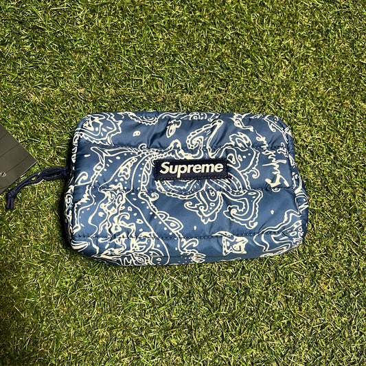 Supreme Blue Paisley Puffer Pouch 2022 NEW x13912
