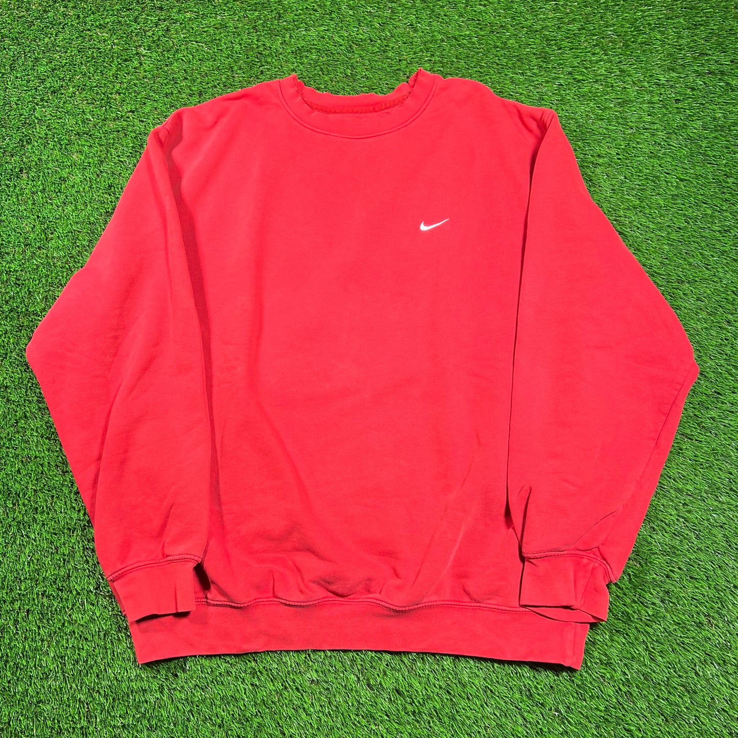 Y2K Nike White Swoosh Red Crewneck Size XL USED v18587