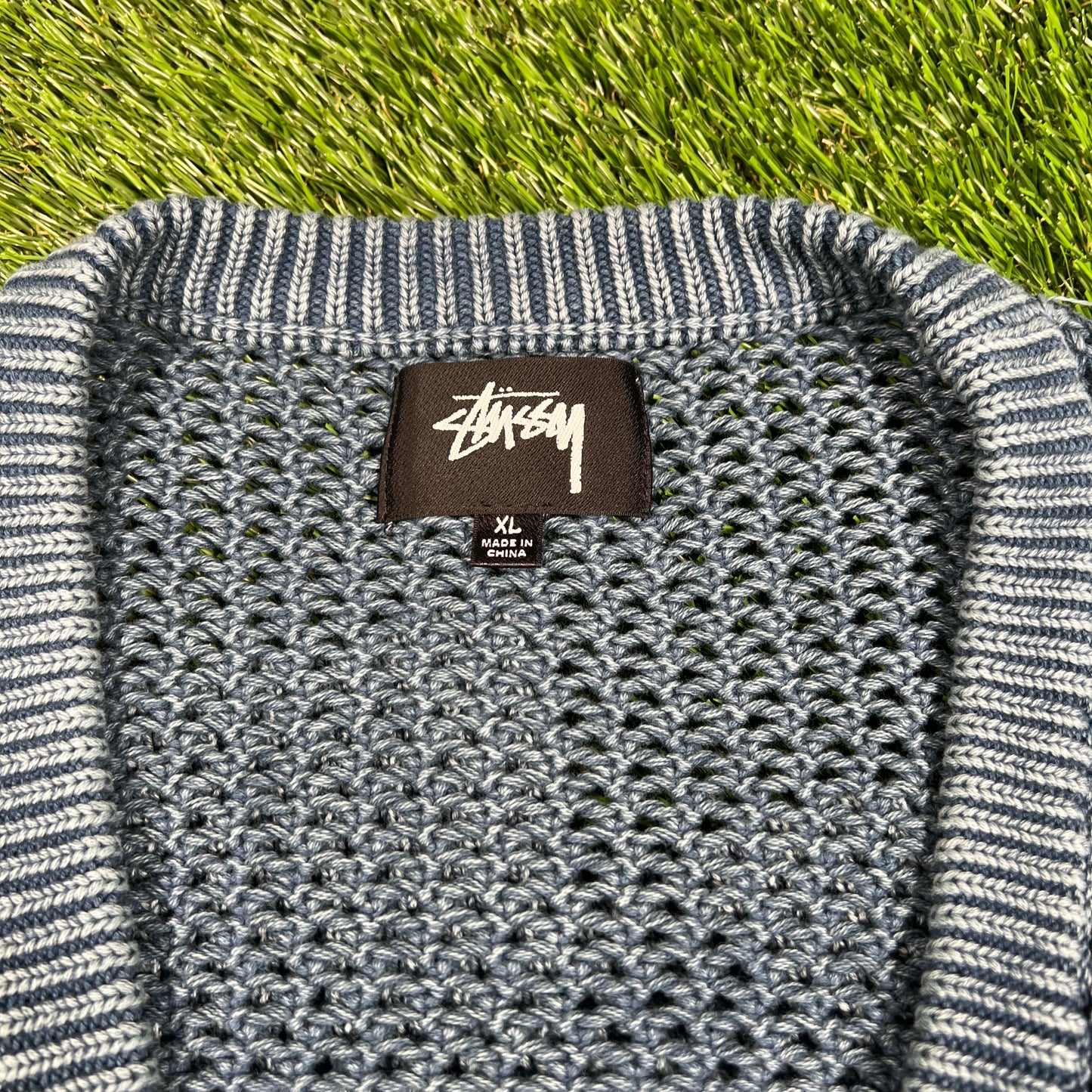 Stussy 2 Tone Blue Loose Gauge Knit Vneck Sweater Size XL USED x15861