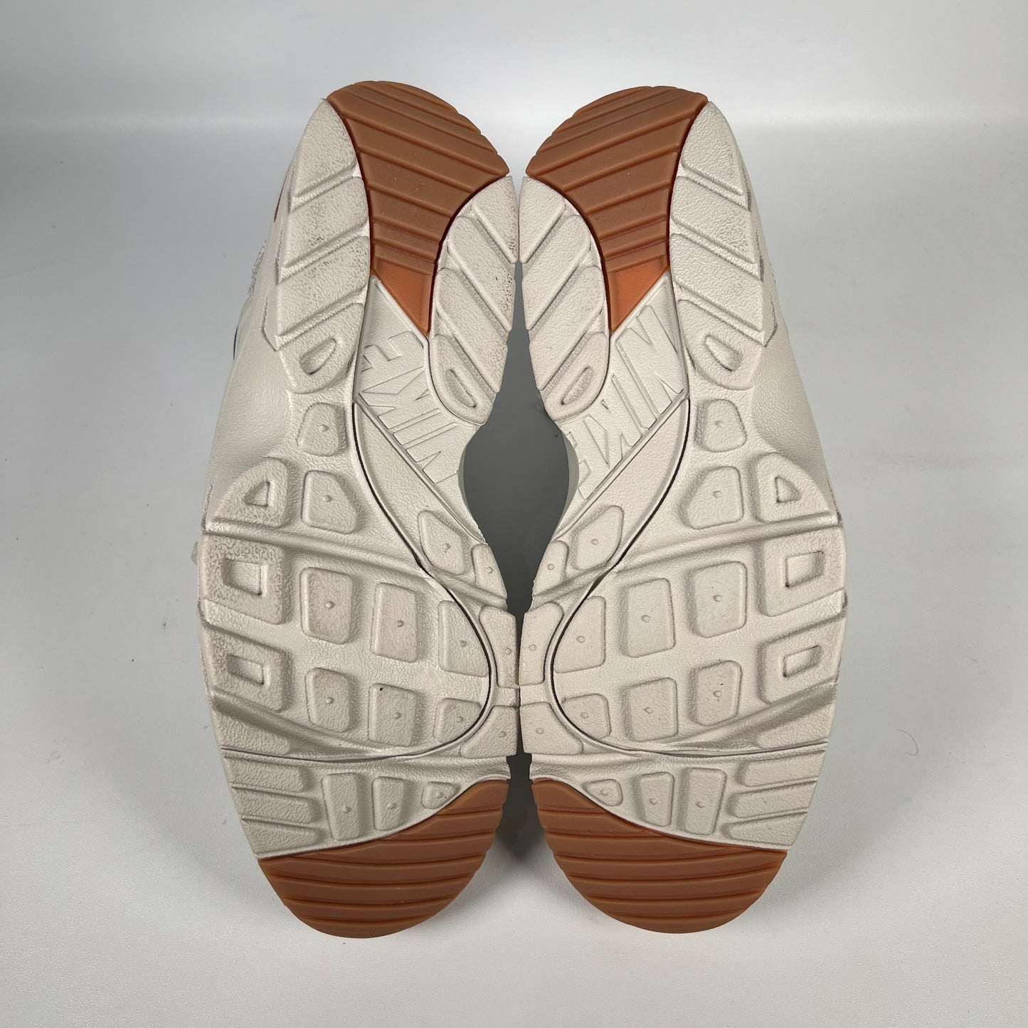 Nike Air Trainer Huarache Corteiz Light Bone New Size 8 S15226