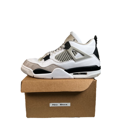 Jordan 4 Military Black (2022) Size 8.5 USED s22753