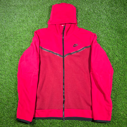 Nike Tech Red on Red Hoodie Size Large USED v16926