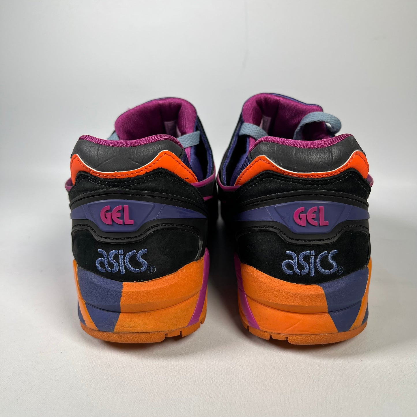 Asics Gel-Kayano Trainer Purple (2018) Size 10 USED S19775