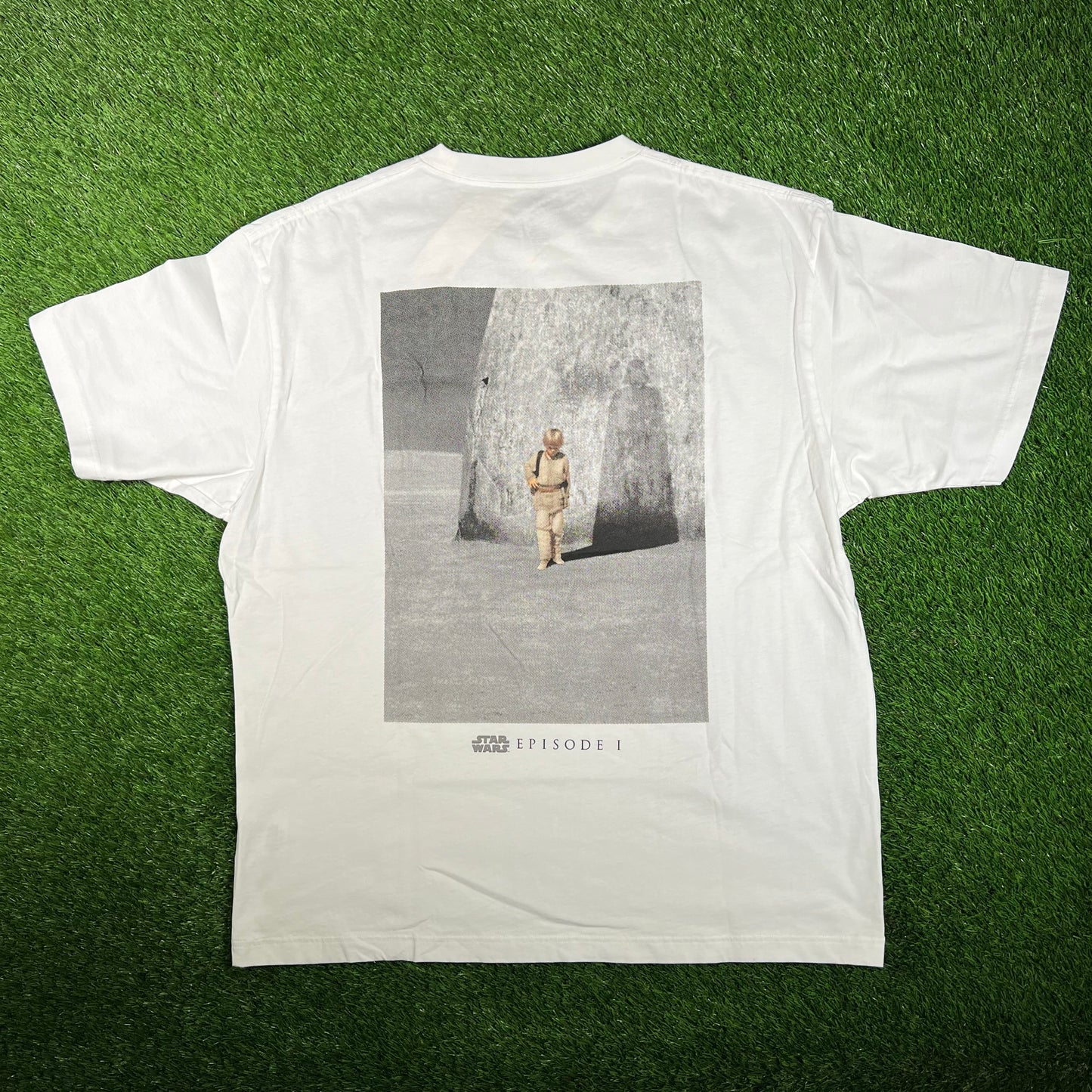 Uniqlo Star Wars Episode 1 White Tee Size XL NEW x15778