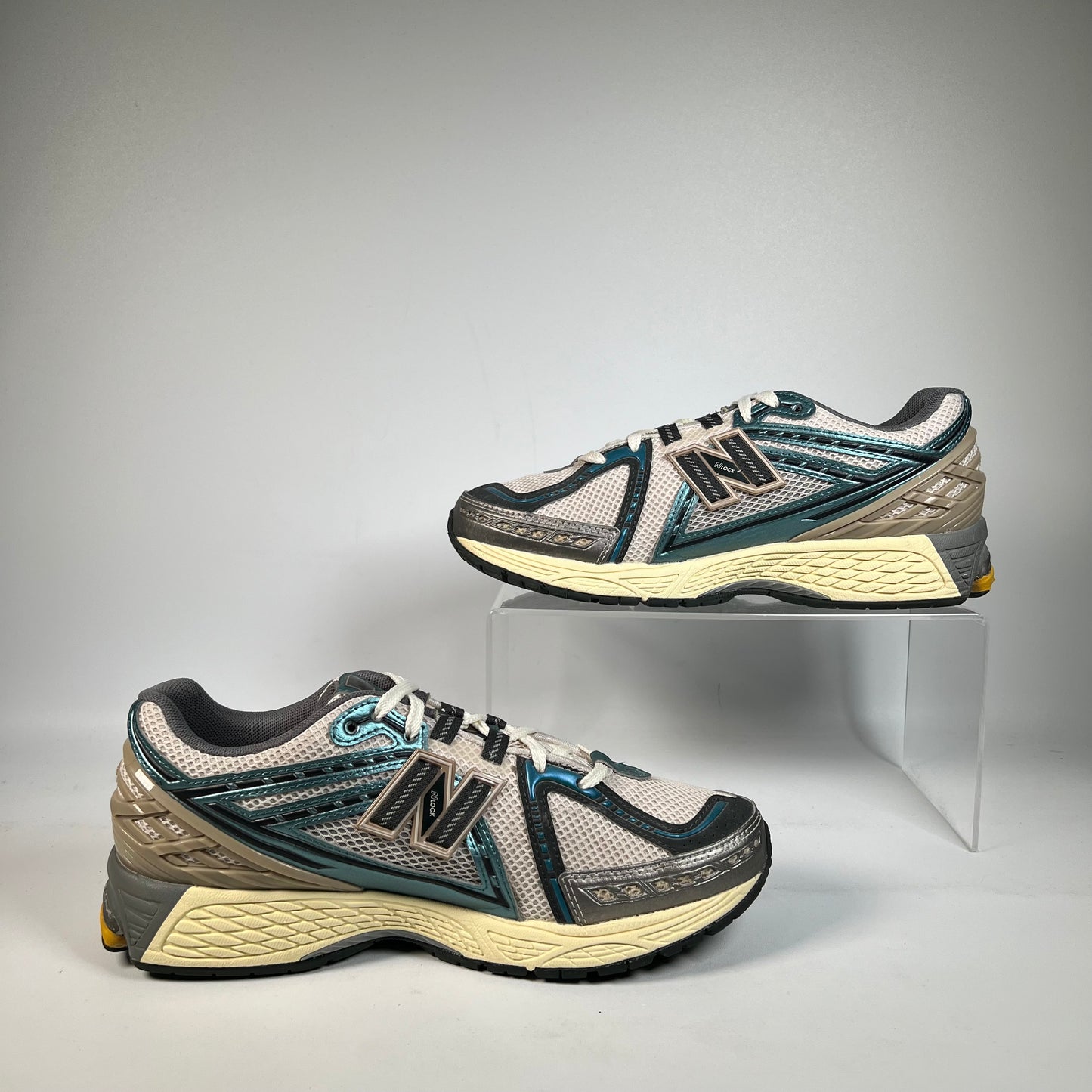 New Balance 1906R Metallic Teal New Spruce (2024) Size 8.5 USED s22035