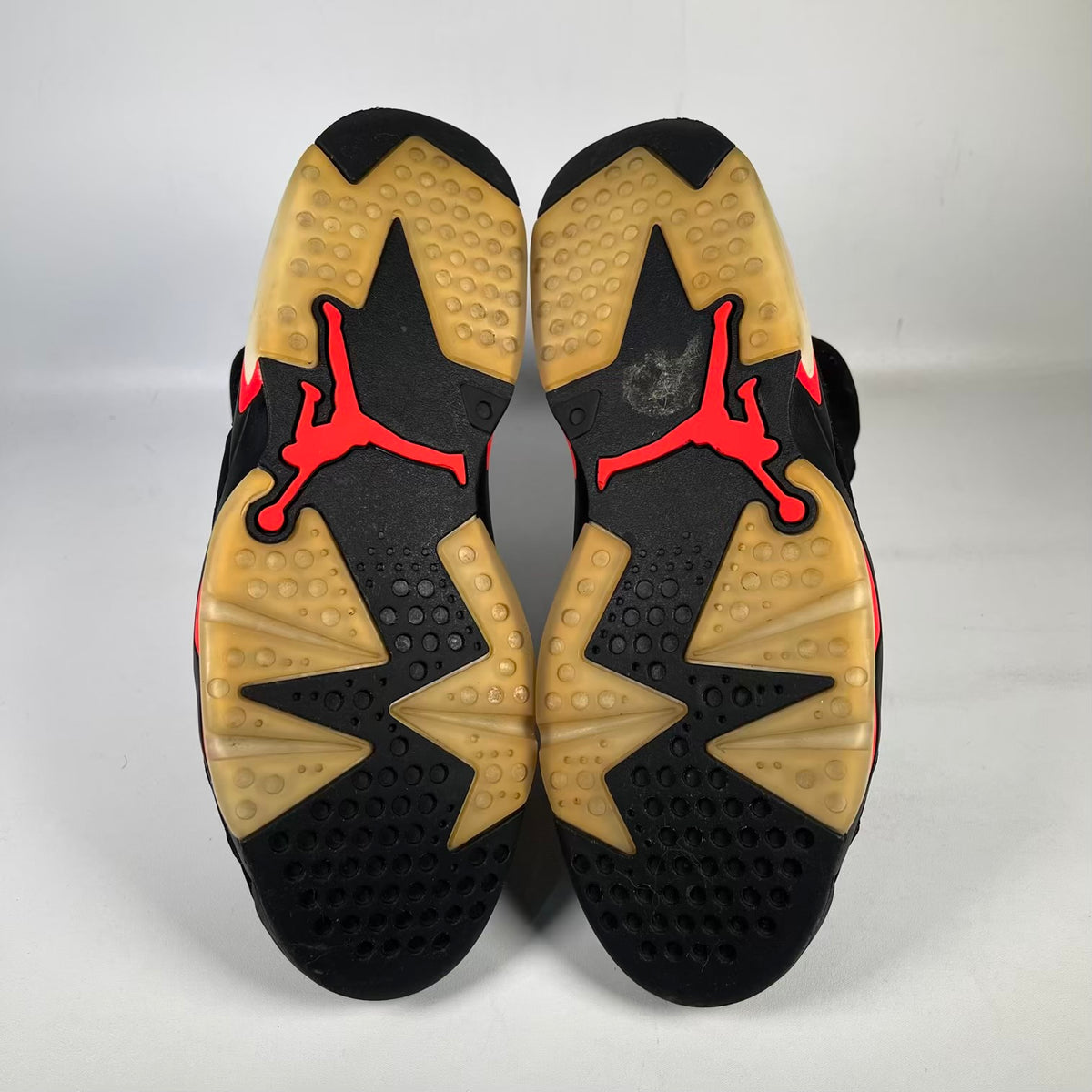 Jordan 6 Infrared (2018) Size 10 USED s23763