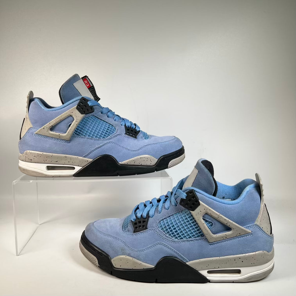 Jordan 4 University Blue (2021) Size 9.5 USED s23356