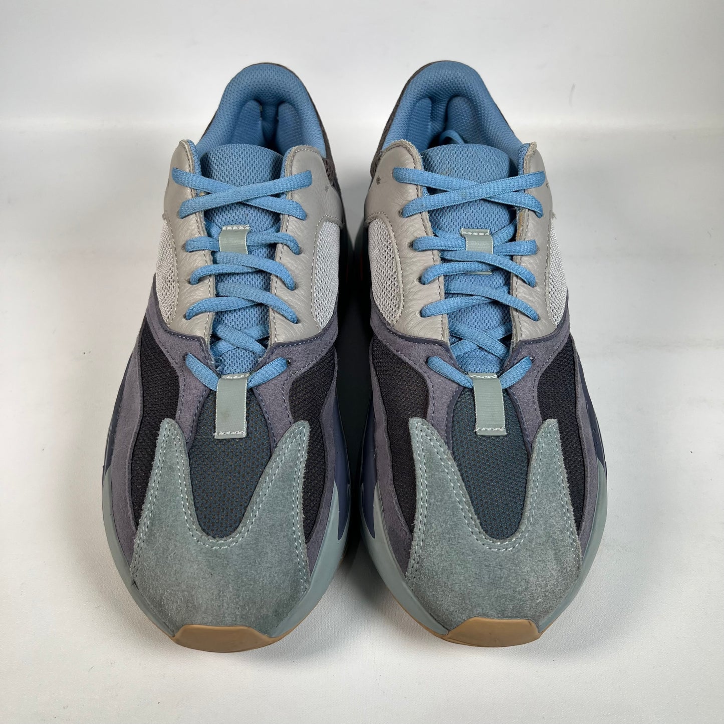 Yeezy 700 Carbon Blue (2019) Size 9.5 USED s22254