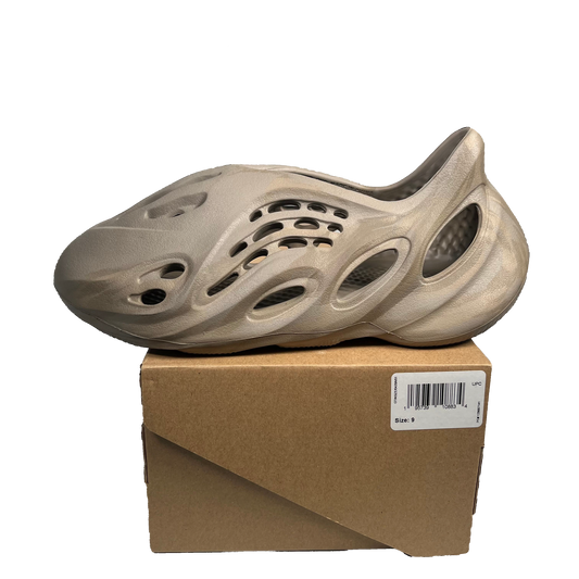 Yeezy Foam Runner Stone Sage (2022) Size 9 USED s17753