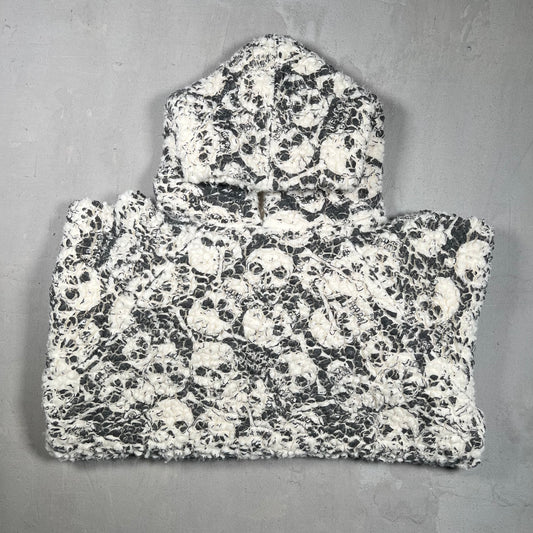 ERL Printed Skull Hoodie Size Medium USED x17396