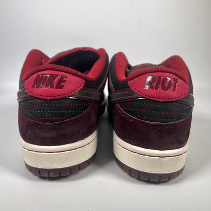 Nike SB Dunk Low Riot Skateshop (2025) Size 8.5 NEW s20612