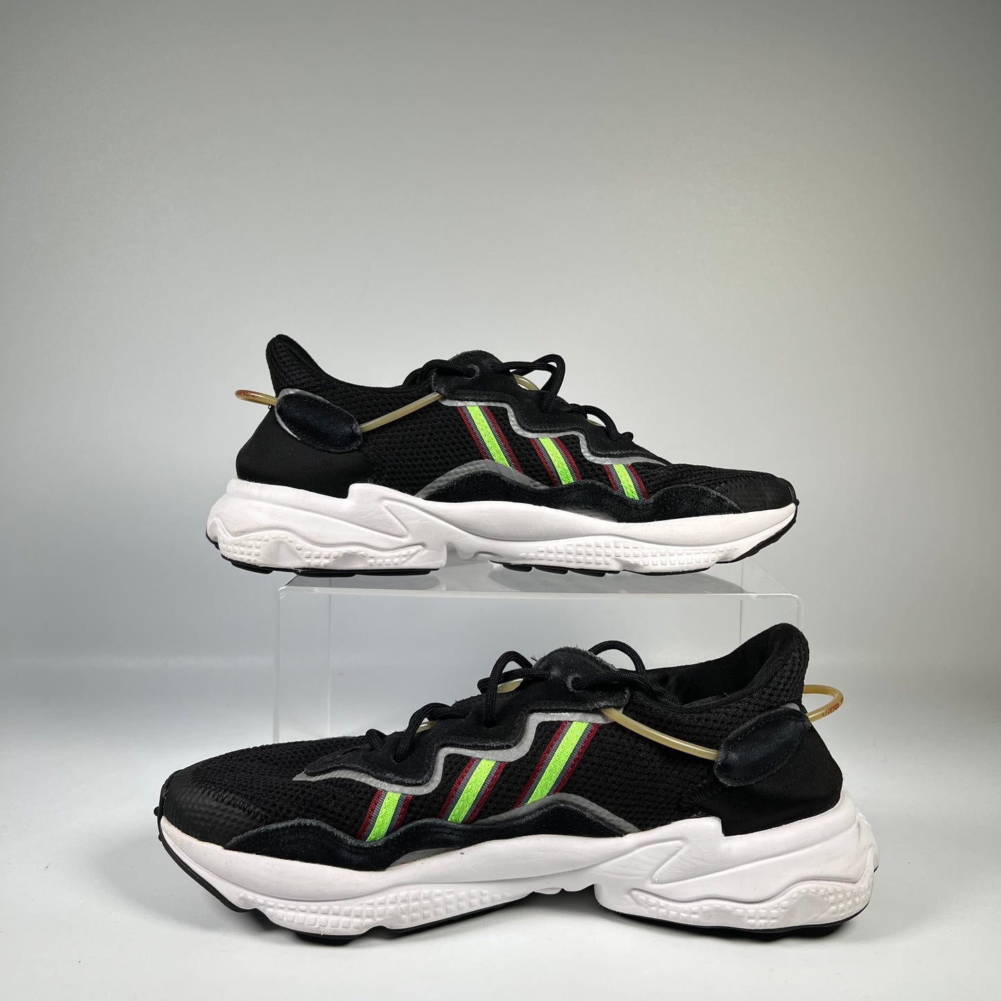Adidas Ozweego Core Black Solar Green (2019) Size 10 USED s19483