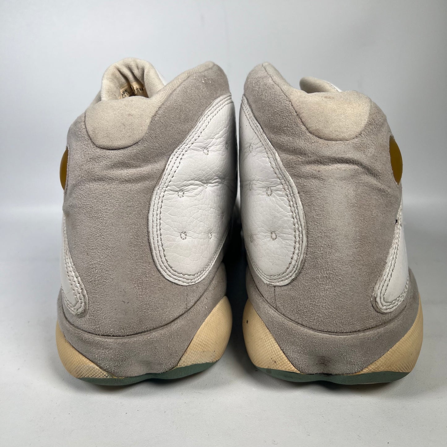 Jordan 13 Neutral Grey (2005) Size 13 USED s18733