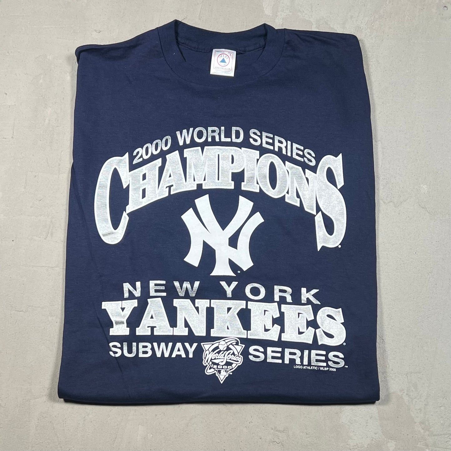 2000 New York Yankees Navy World Series Tee Size Large NEW v19271