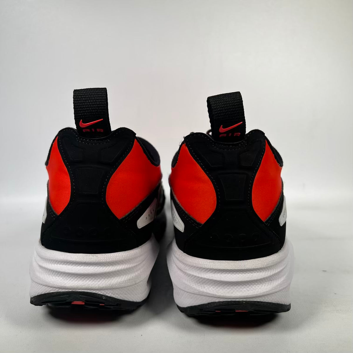 Nike Air Max Sunder Bright Crimson (2025) Size 8.5M/10W USED s23696