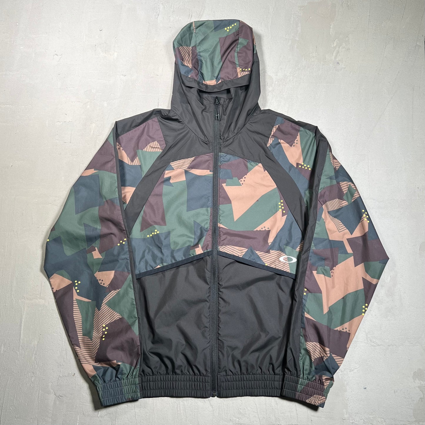 Oakley Half Camo Lightweight Zip Up Jacket Size Small USED v18935