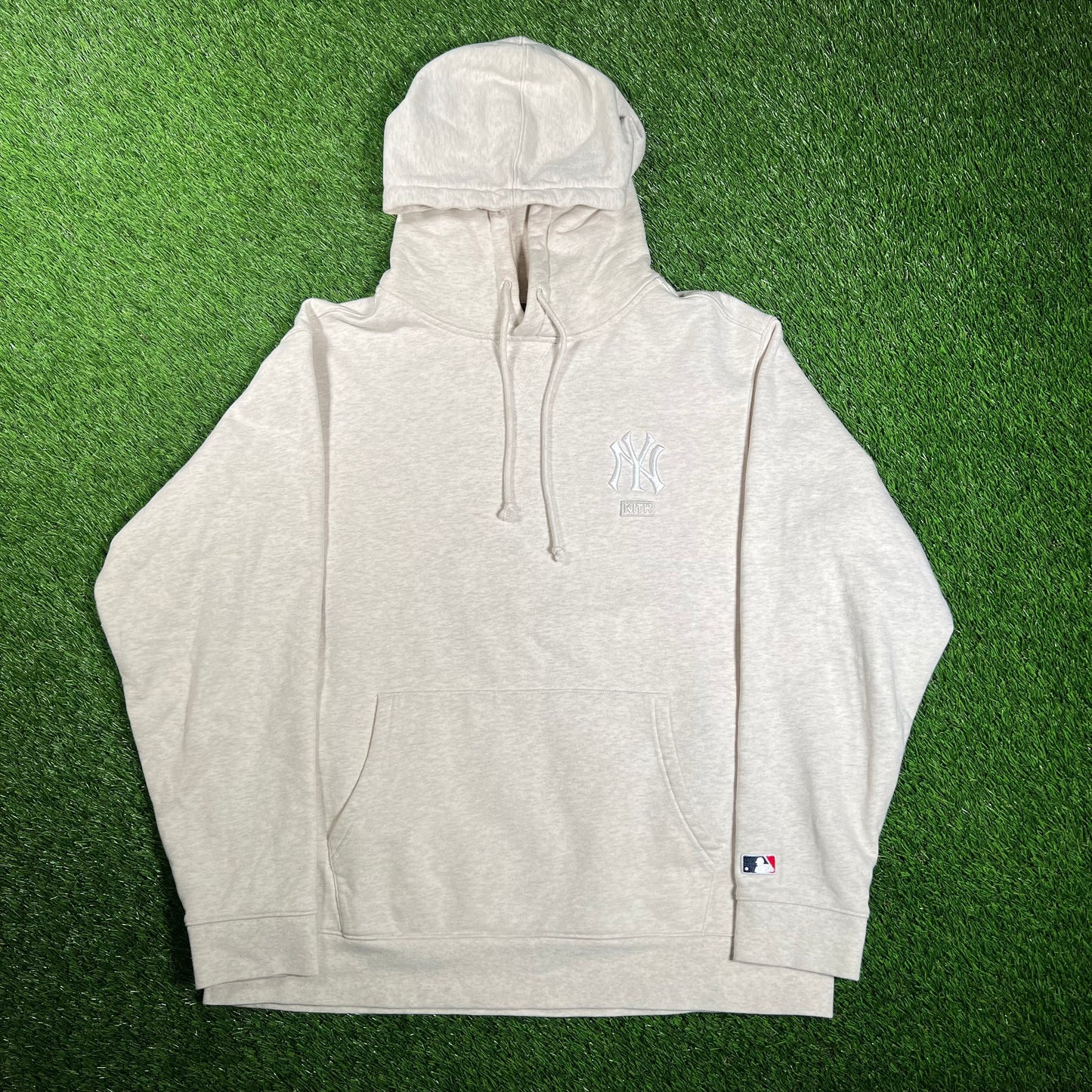 Kith New York Yankees Cream Logo Hoodie Size Large USED x15905