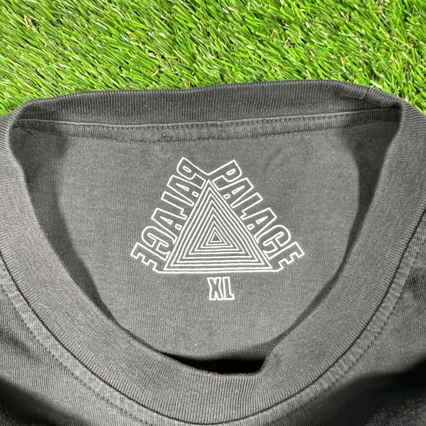 Palace Wahed Black Cobra Logo Longsleeve Size XL USED x14735