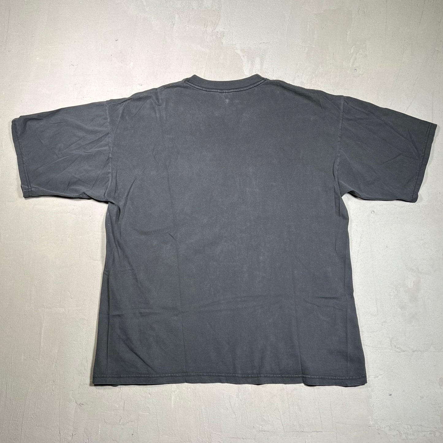 1990s Red Dwarf Makes You Think Black Tee Size Large USED v16423