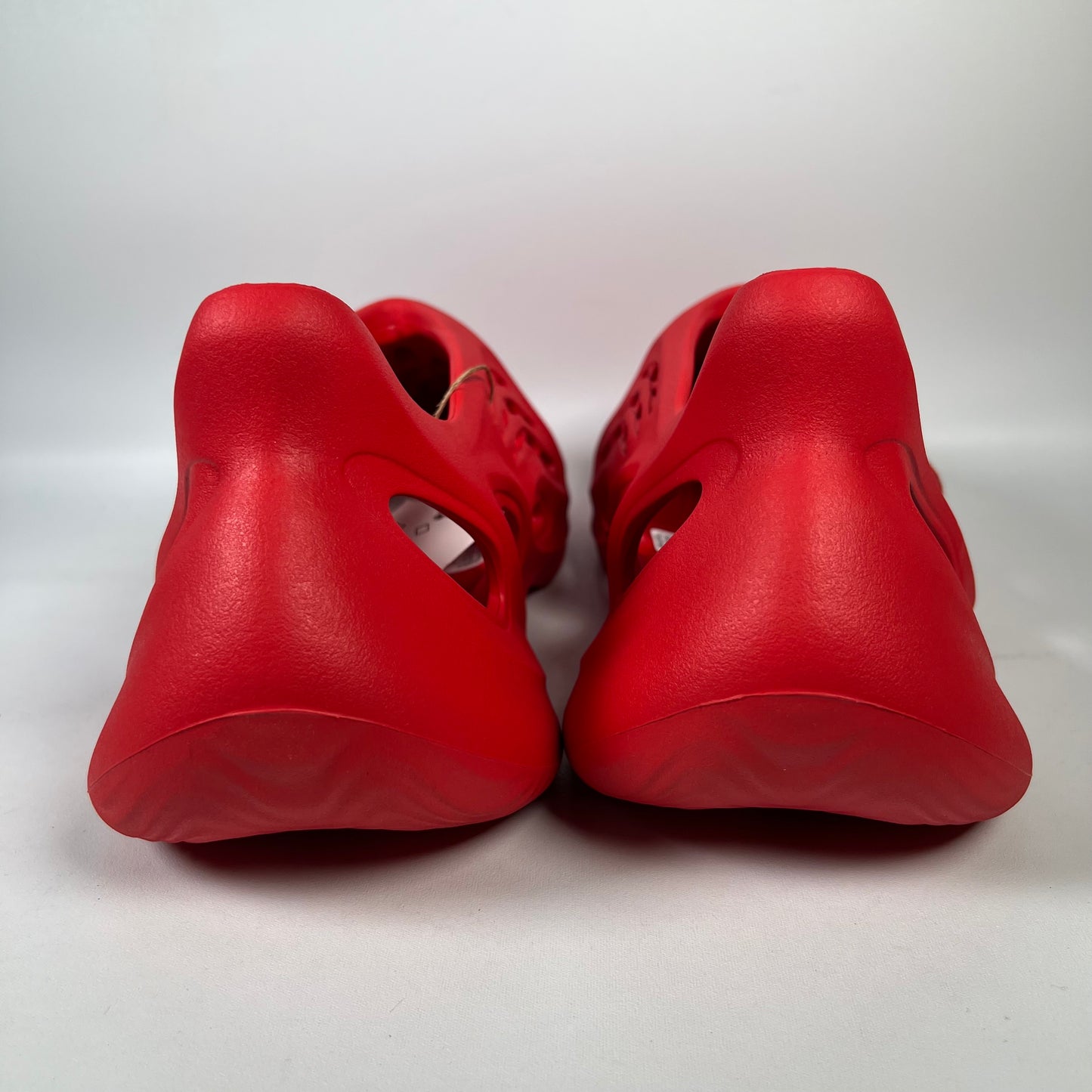 Yeezy Foam RNR Vermillion (2021) Size 14 NEW s19283