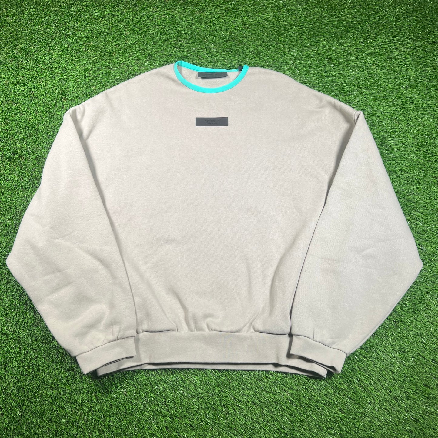 Essentials FOG Fear of God Stone Crewneck w/ Teal Collar Size Medium NEW x16149