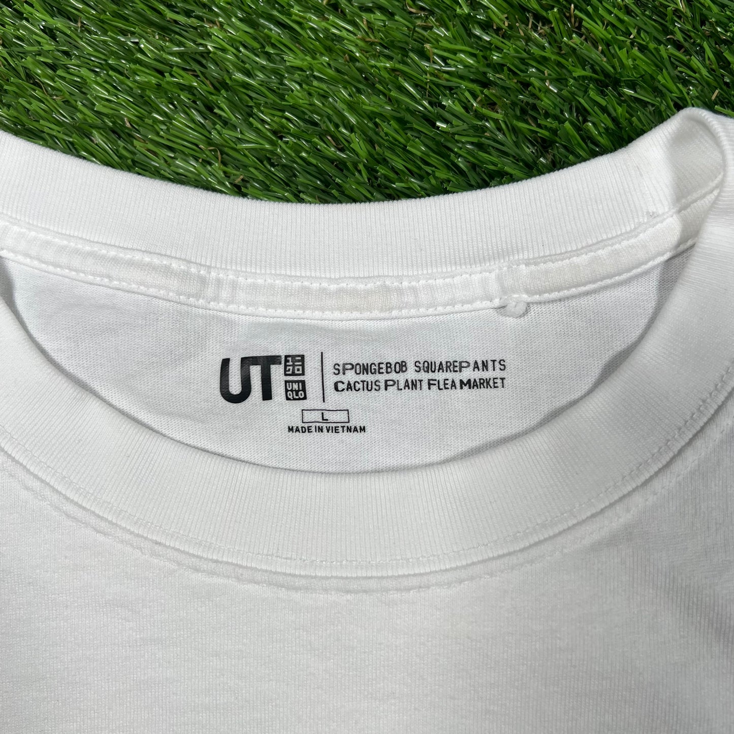 CPFM Uniqlo Spongebob White Tee Size Large USED x14793