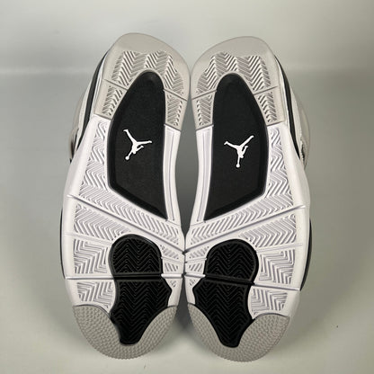 Jordan 4 Military Black (2022) Size 8 NEW s18440