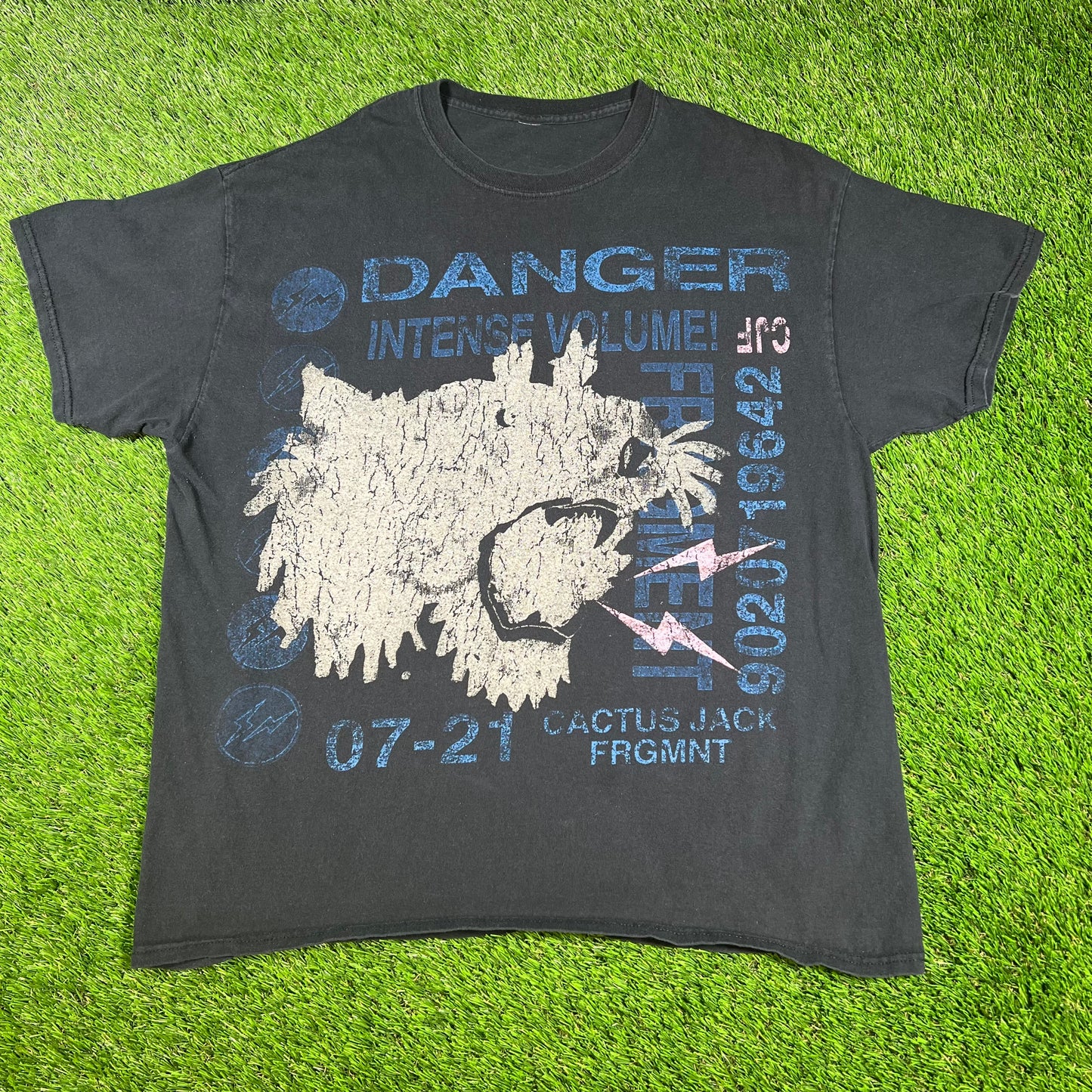 Travis Scott Fragment Danger Intense Volume Black Tee Size Large USED XL USED x14467