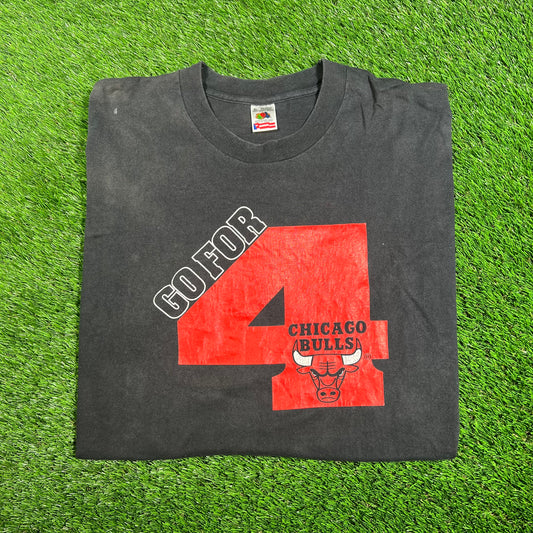 1990s Chicago Bulls Go Four Black Tee Size XL USED v17816