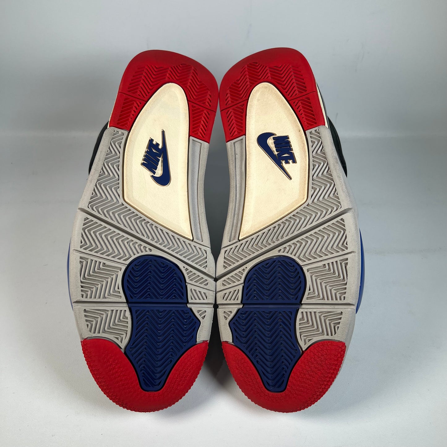 Jordan 4 Rare Air (White Lettering) (2025) Size 12.5 USED s22078