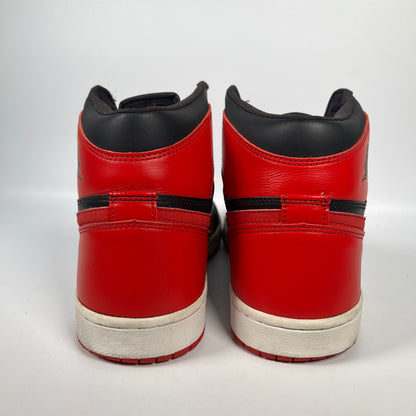 Jordan 1 Bred 2001 Size 11 USED s3073