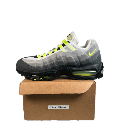 Nike Air Max 95 Big Bubble Neon (2025) Size 10.5 USED s23102