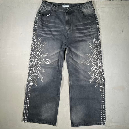 Vale Washed Black Flower Rhinestone Black Denim Jeans Size 34 USED x18923