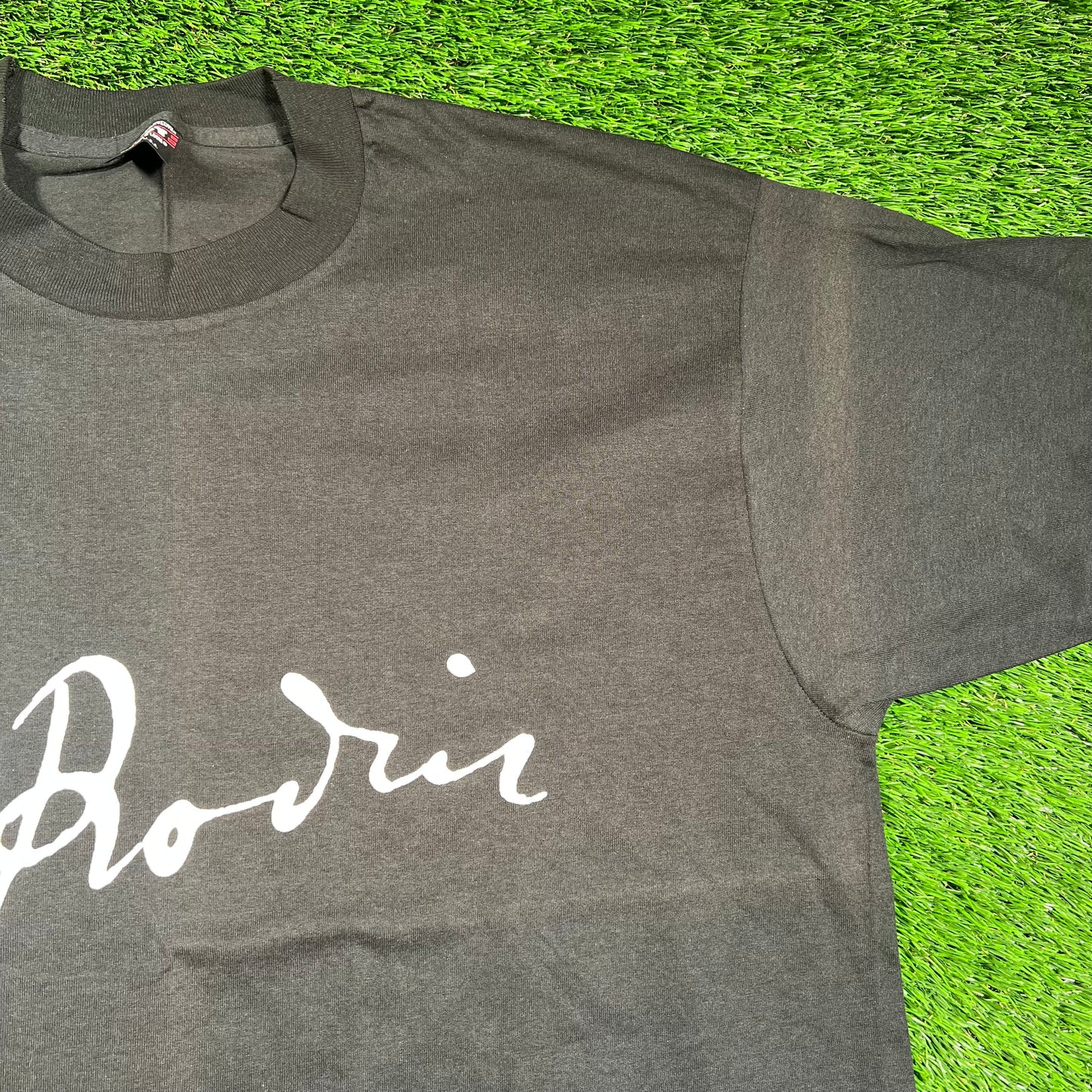 1980's Robin Art Black Tee Size XL USED v18393