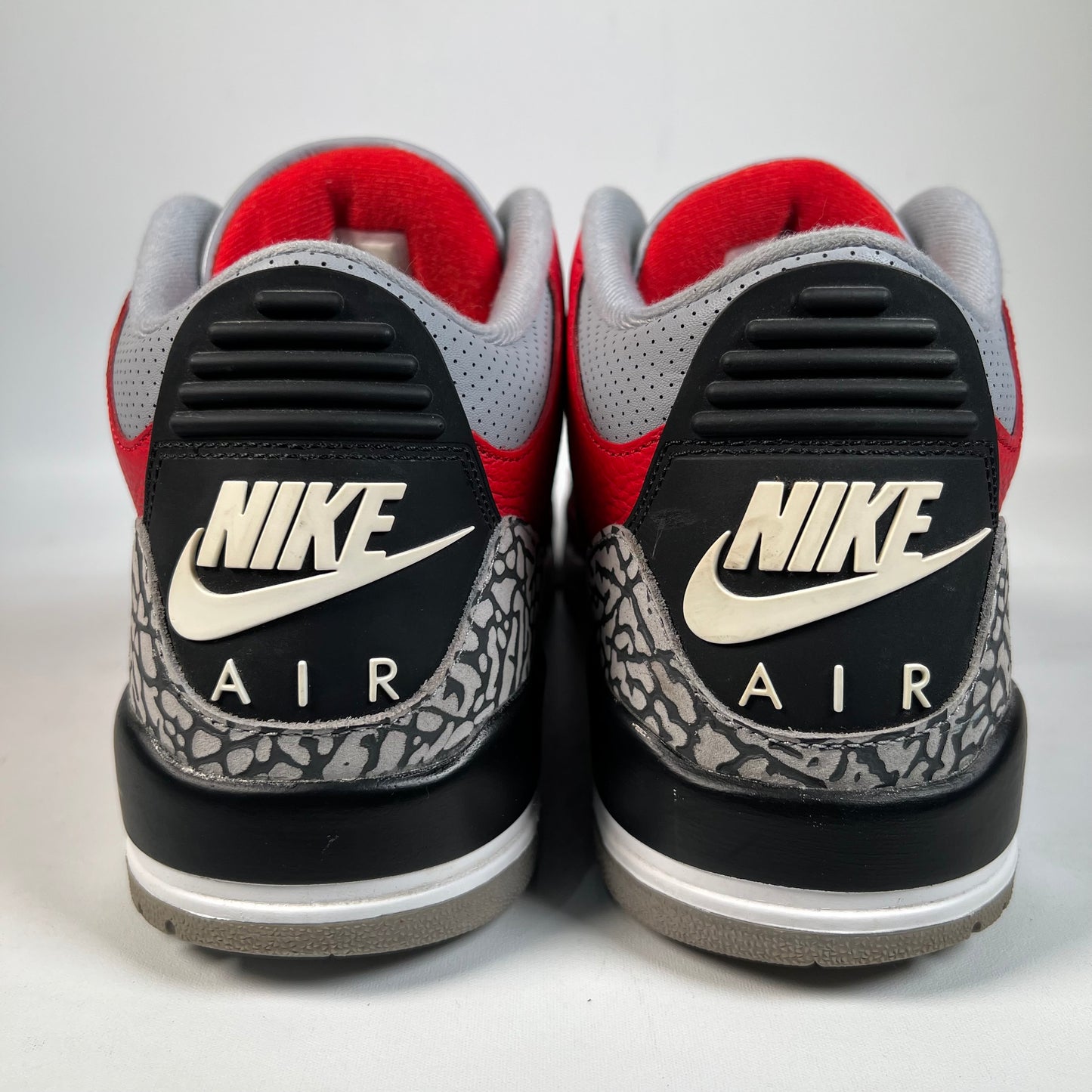 Jordan 3 Unite (2019) Size 10 USED s22291