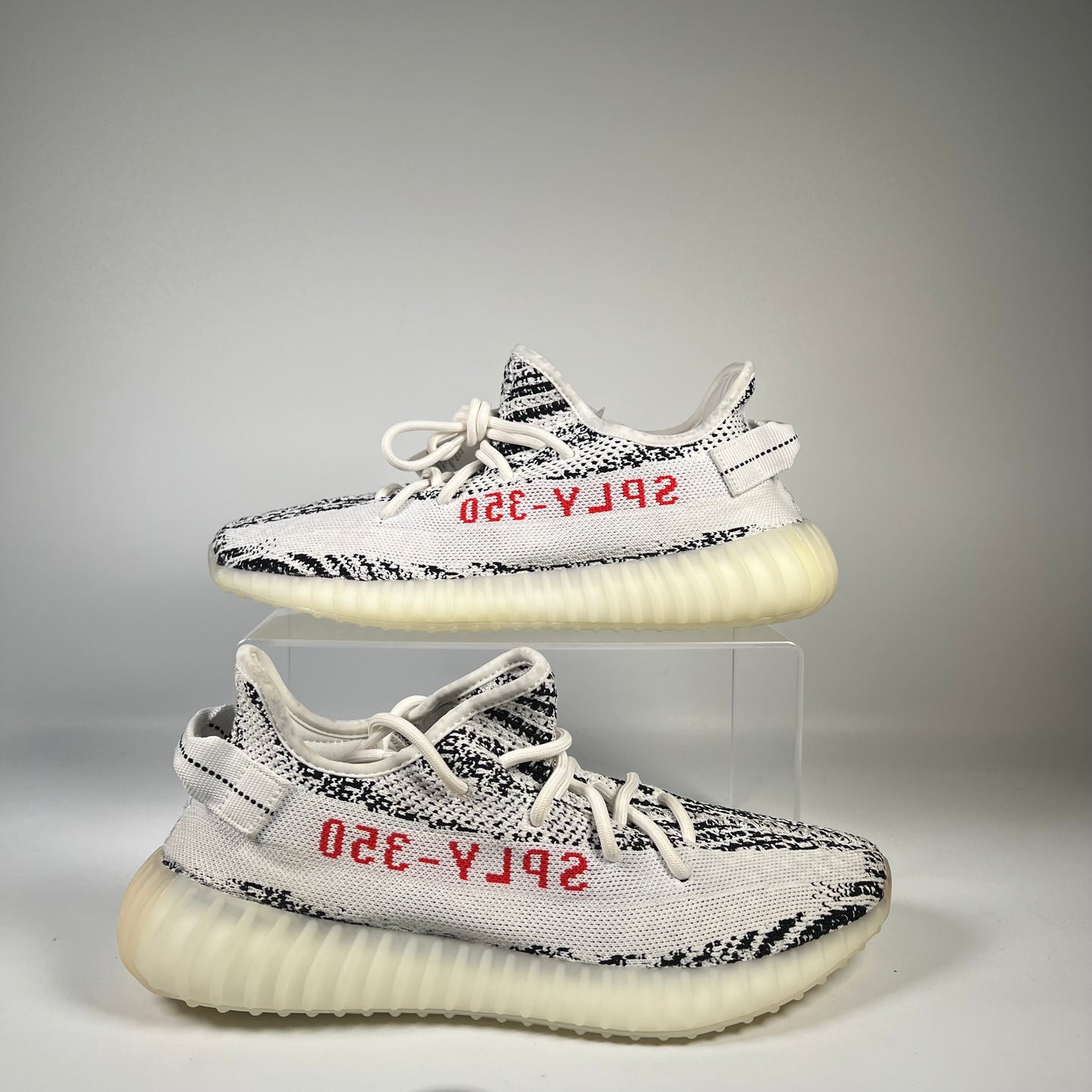Yeezy Boost 350 V2 Zebra Size 10 NEW s14565