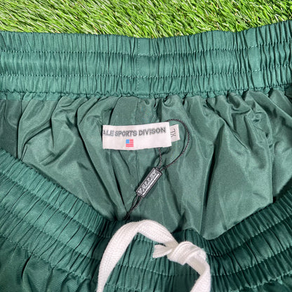 Vale Valley Dreams Green Track Pants SIze XL NEW x16009