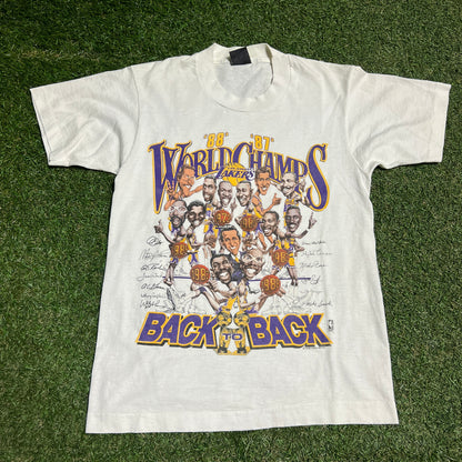 1988 LA Lakers World Champs Back to Back Cartoon White Tee Size Small USED v16369