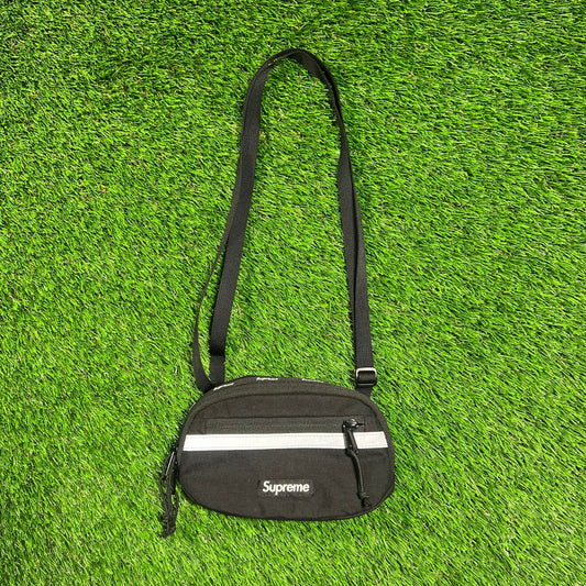 Supreme Mini Side Bag Black (2024) USED x16463