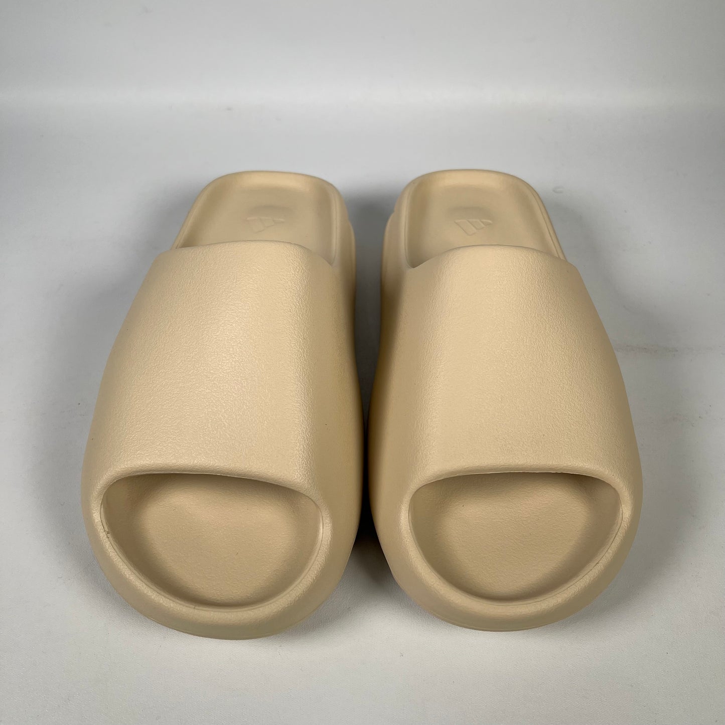Adidas Yeezy Slide Bone (2019) Size 6 NEW s20143
