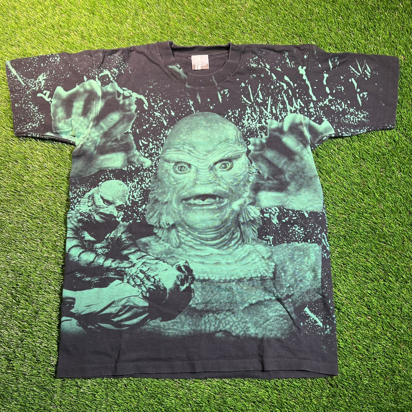 1990s AOP Creature from the Black Lagoon Black Tee Size XL USED v18806