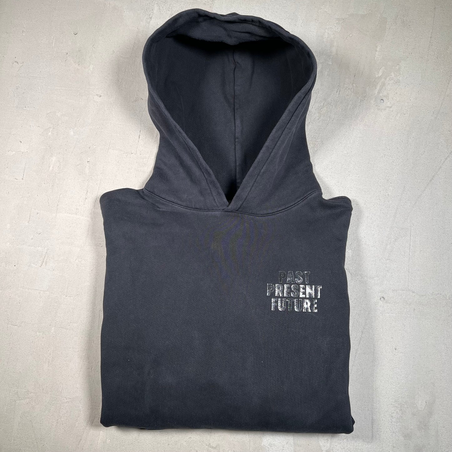 Hidden NY "Past Present Future" Black Hoodie Size Large USED x17551