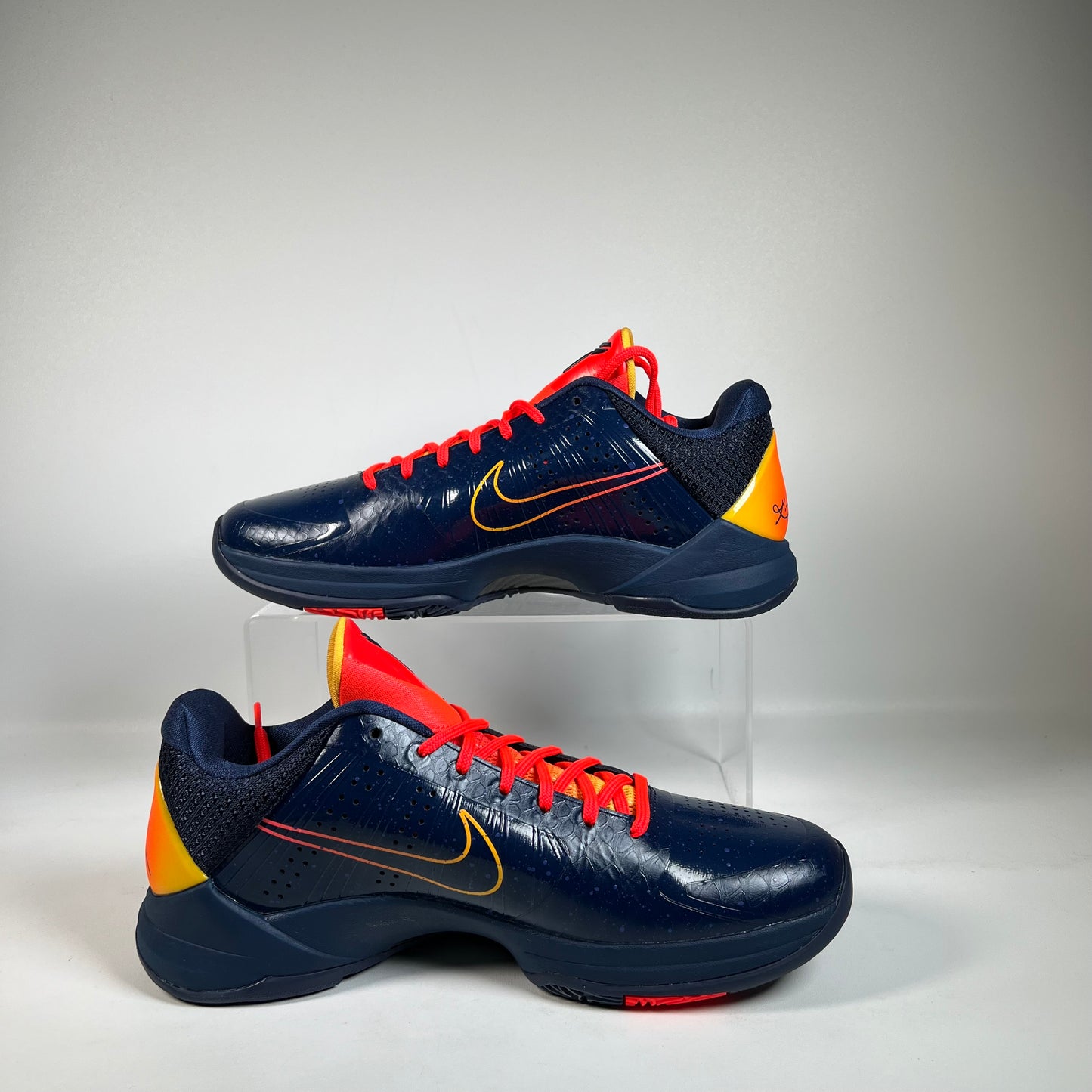 Nike Kobe 5 Caitlin Clark Indiana Fever (2025) Size 9 NEW s22248